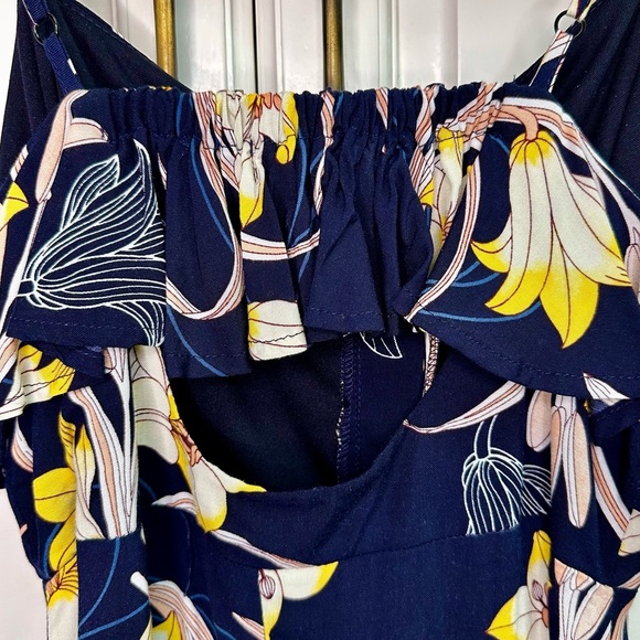 Band of Gypsies Ruffle Front Button Down Floral Midi Dress Size Small - Picture 6 of 12